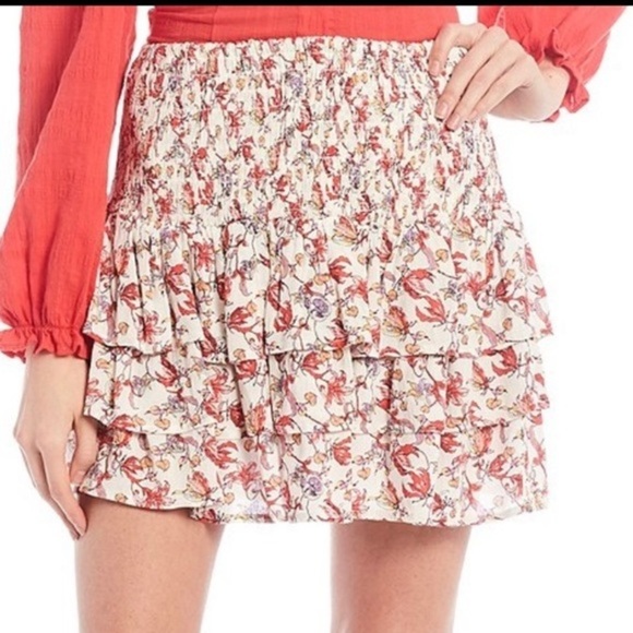 C&v Chelsea &‎ Violet Floral tiered mini skirt size-XL (juniors) - Picture 1 of 5